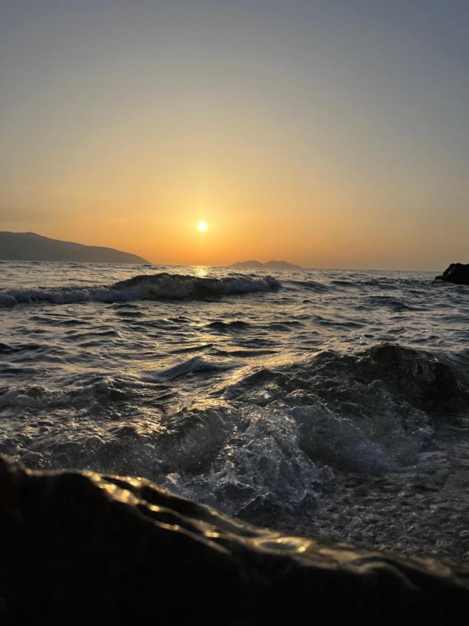 Vlorë Lotus Apartments מראה חיצוני תמונה