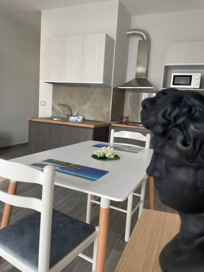 Vlorë Lotus Apartments מראה חיצוני תמונה