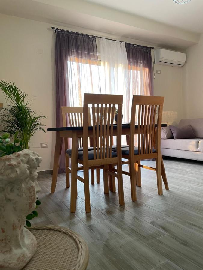 Vlorë Lotus Apartments מראה חיצוני תמונה