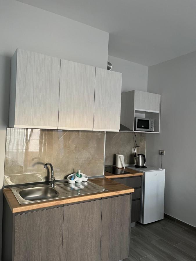 Vlorë Lotus Apartments מראה חיצוני תמונה
