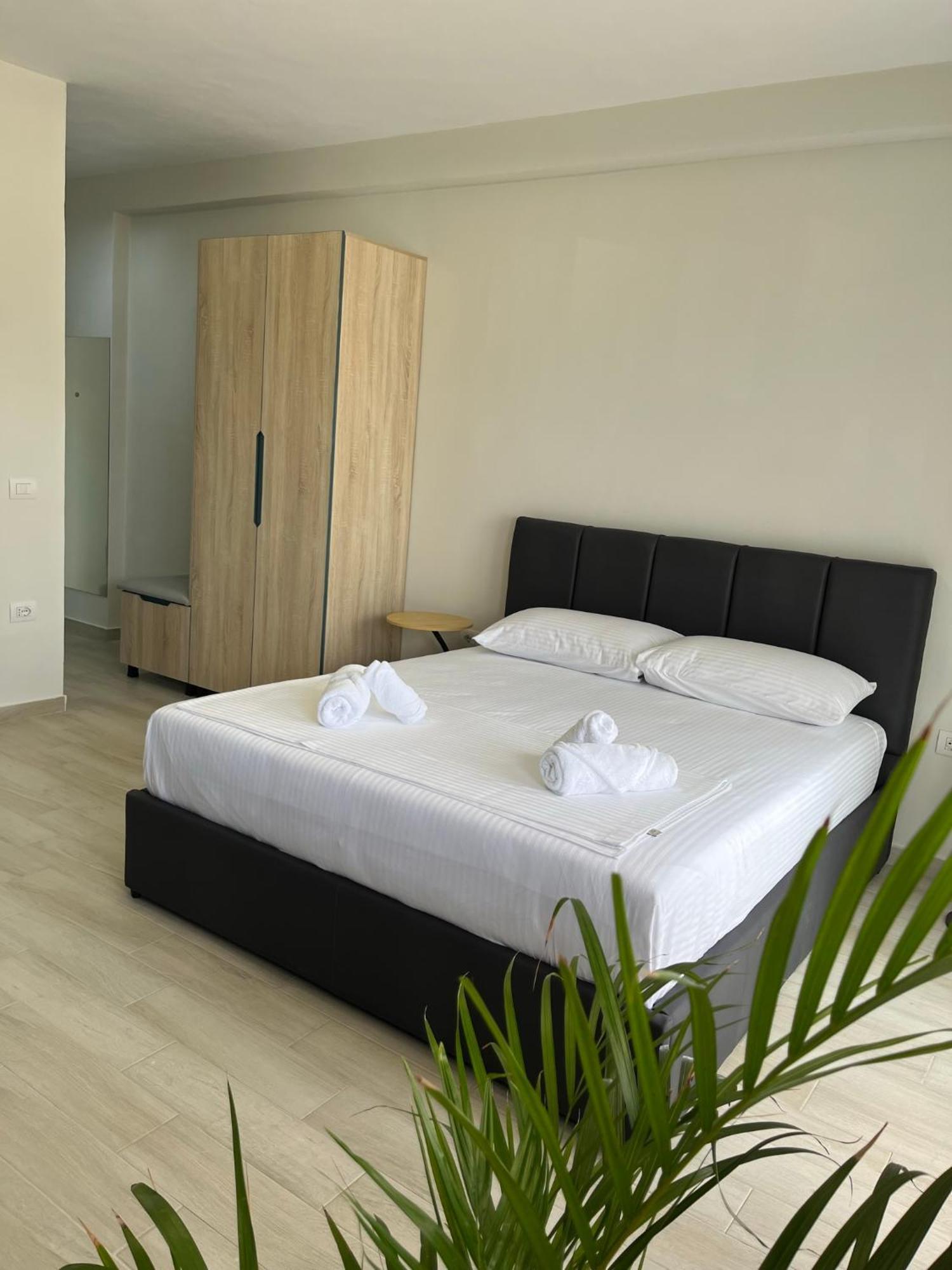 Vlorë Lotus Apartments מראה חיצוני תמונה